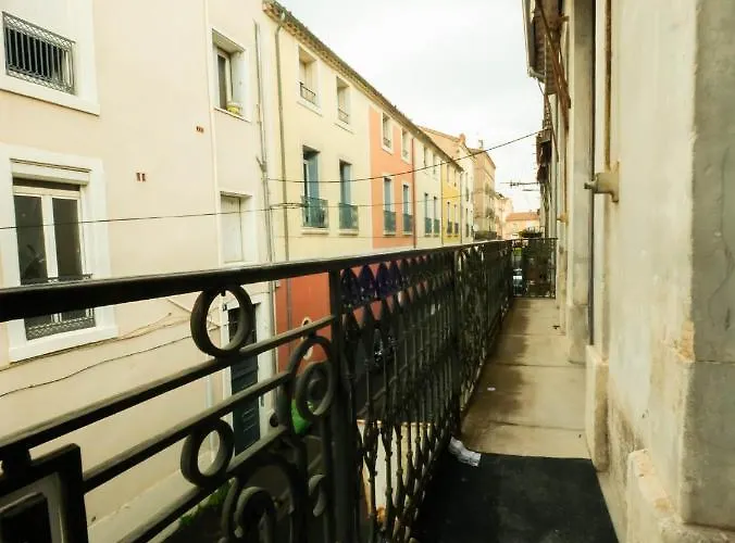 Centre Historique -free Parking-wifi-netflix-zen&cosy-sleepntripbeziers