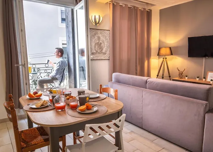 Centre Historique -free Parking-wifi-netflix-zen&cosy-sleepntripbeziers * Béziers